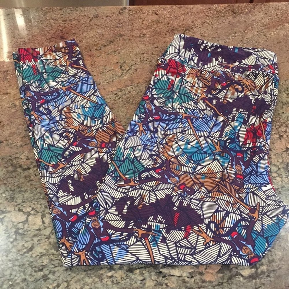 TC2 NWOT LuLaRoe Leggings Disney DD32 3461